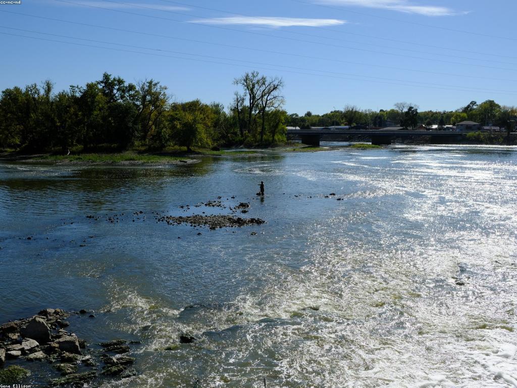 ទីកន្លែងបាញ់ត្រីល្អ